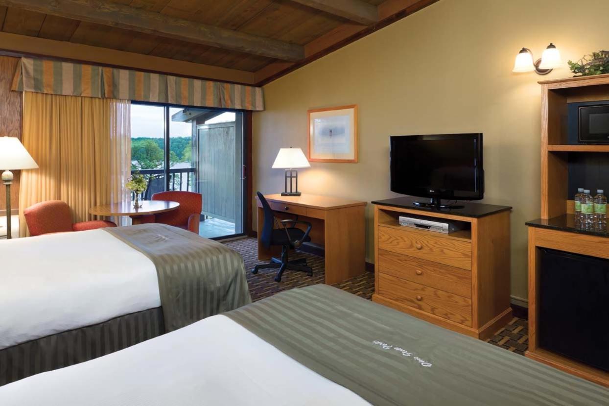 Hueston Woods Lodge And Conference Center College Corner Екстер'єр фото